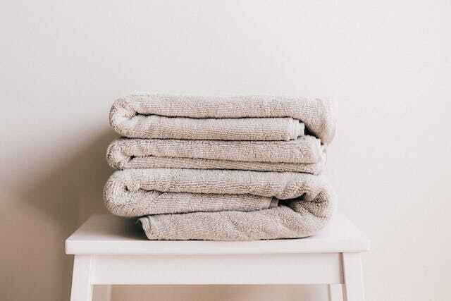 Dry Towel to dry clothes in winter